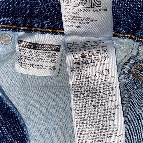 Levi’s 505 Blue Jean Shorts 30 Inch Waist - Picture 5 of 6